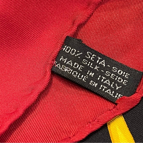 Celine Silk Vintage Scarf - Picture 4 of 7